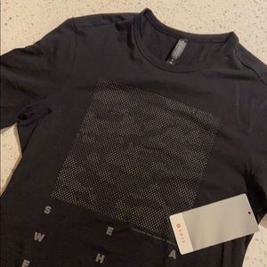 Lululemon 5 year basic t seawheeze 2020